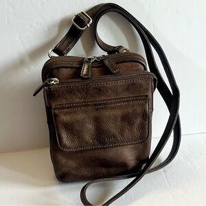 Vintage FOSSIL Y2K brown leather organizer crossbody